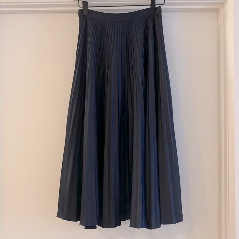 Club Monaco Navy Pleated Midi Skirt